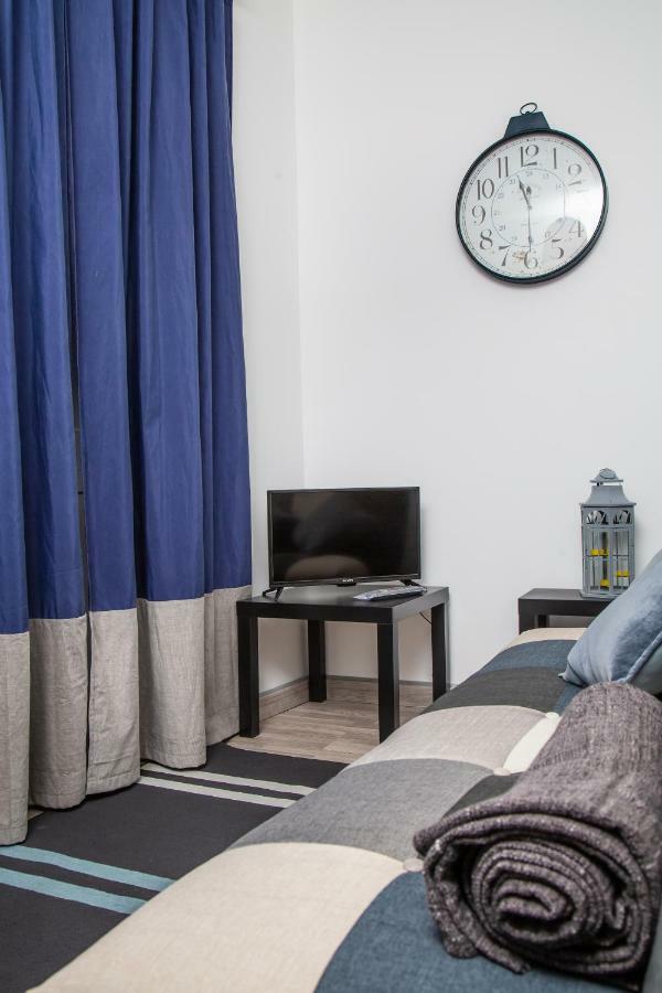 Tales Of Us Terrace Villa อาเวโร ภายนอก รูปภาพ
